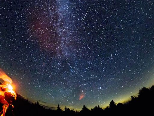 'Double' meteor shower will light up the skies next week. Here's how to watch.