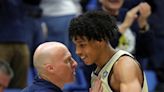 Akron Zips basketball forward Enrique Freeman named finalist for 2024 Karl Malone Award