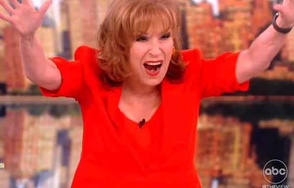 Joy Behar stands up, screams to educate “The View” with live demonstration of what to do during bear attack: 'Rawr!'