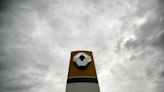 Renault says new models to lift 2024 sales, confirms profit outlook By Reuters