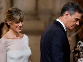 Spain’s PM declines to testify in wife’s graft probe | Fox 11 Tri Cities Fox 41 Yakima