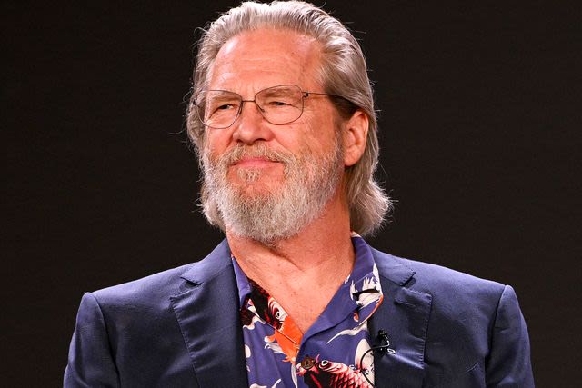 Jeff Bridges gives health update, shares 'bizarre' feeling filming “The Old Man” fight scenes with stomach tumor