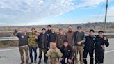 Rússia e Ucrânia libertam 214 em troca de prisioneiros