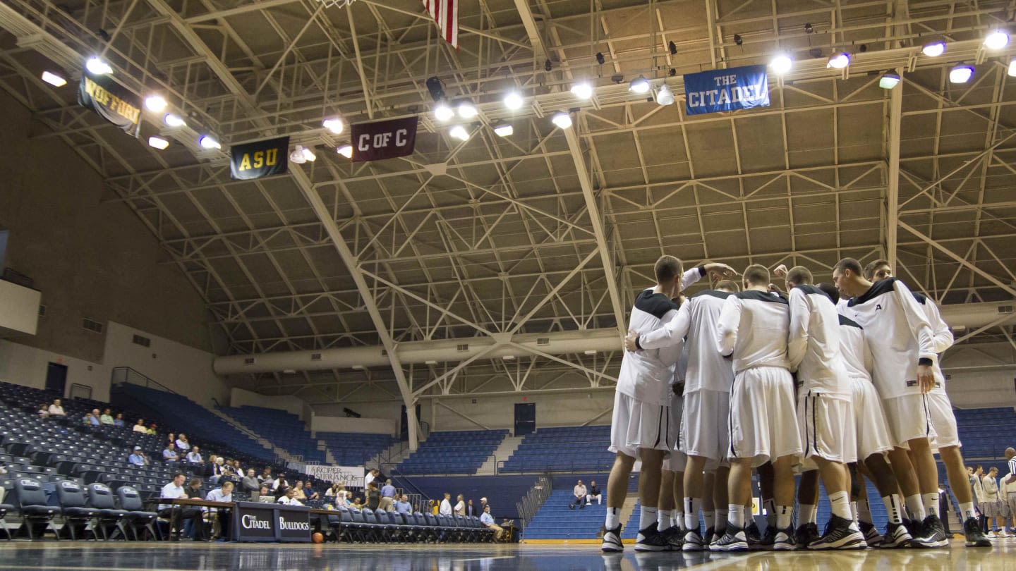 Report: Knicks Returning to Charleston for Training Camp