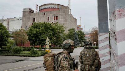 En el aniversario del desastre de Chernobyl, Volodimir Zelensky alertó del peligro que corre la planta nuclear de Zaporizhzhia en manos rusas