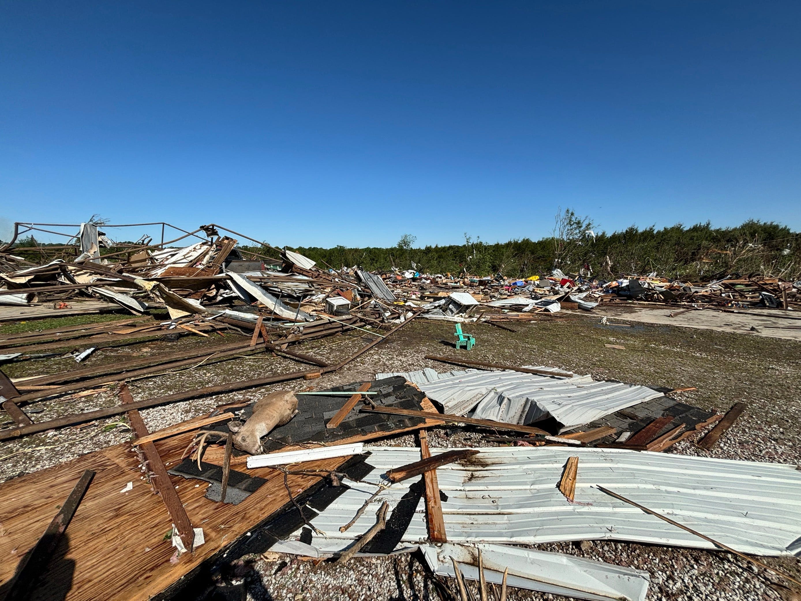 Deadly tornadoes in Oklahoma last night: One dead, thousands without power near Barnsdall