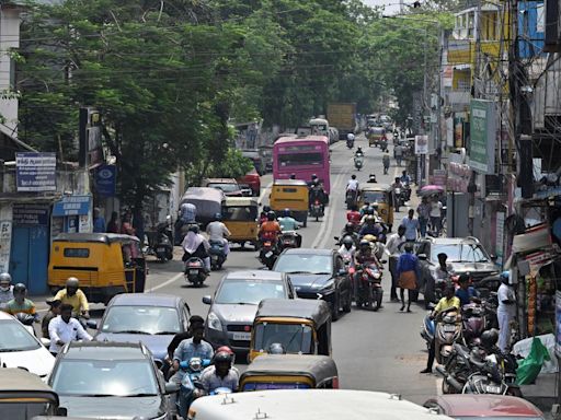 Greater Chennai Corporation begins survey of congested roads, to carry out widening for smooth traffic flow