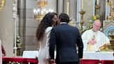 Mónica Estarreado, actriz de 'Yo soy Bea', se casa por sorpresa en la Catedral de la Almudena