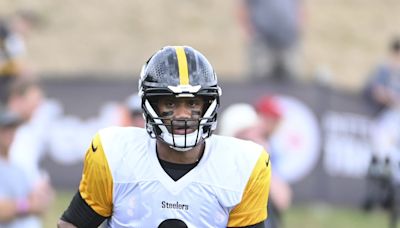 Steelers QB Russell Wilson returns to practice at training camp