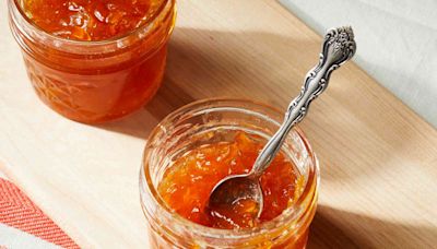 This 1 Ingredient Turns Any Fruit Into Homemade Jam