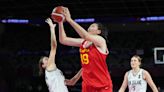 China’s 7-Foot-3 Teen Basketballer Goes Viral