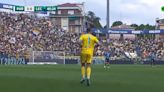 “¡Esperen, falto yo!”: el árbitro de Parma - Lecco arrancó el segundo tiempo sin un... arquero