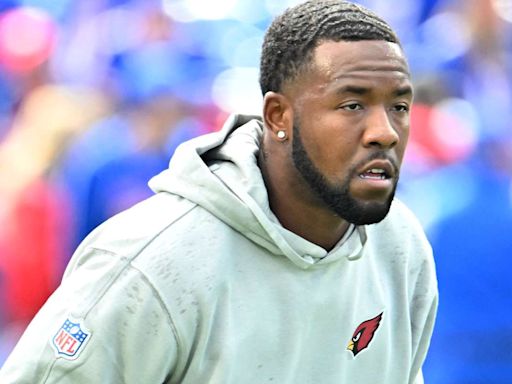 Cardinals Star Addresses Team During Film Review