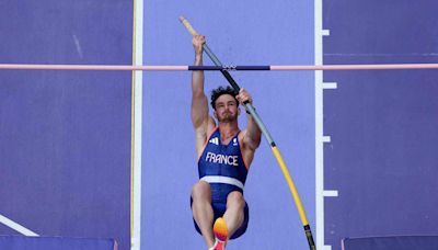 French Pole Vaulter Who Went Viral Jokes About the 'Buzz for' His 'Package'