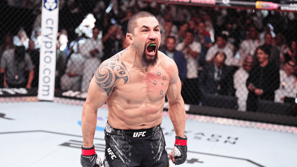 Dricus Du Plessis: Sean Strickland vs. Robert Whittaker 'the fight that needs to happen'