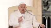 Papa dice en autobiografía de próxima aparición que no piensa renunciar