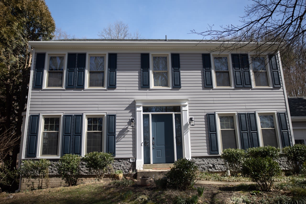 Gaithersburg Home Revamped with Top-Notch Siding and Windows