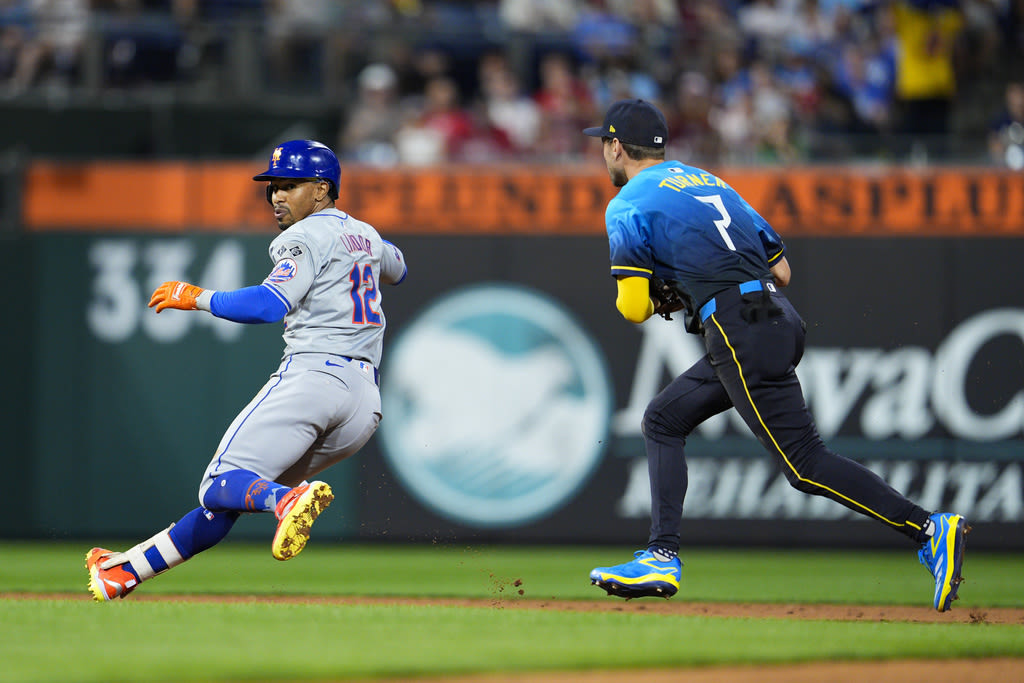 Mets crush Phillies, lose Francisco Lindor to back soreness