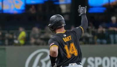 Bart hits grand slam, 5 Pirates homer in 12-2 rout of Brewers