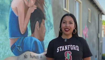¡Inspiración total! Madre mexicana y ex 'dreamer' logra beca para maestría en Stanford