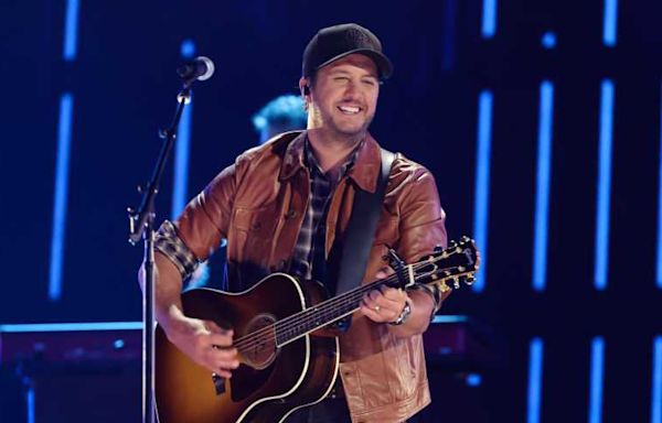 Luke Bryan is bringing his farm tour to Westmoreland County