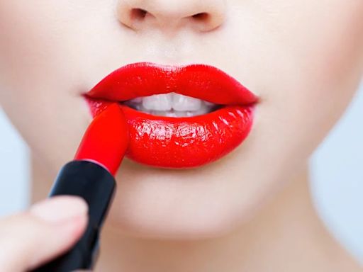 La milenaria historia del lápiz labial rojo y sus distintos significados con el correr de los años