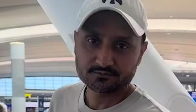 Harbhajan Singh hilariously mimics Navjot Singh Sidhu amid delayed flight for Florida