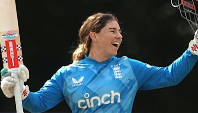 England bowl Ireland out for 45 in record 275-run victory as Tammy Beaumont hits 150 in second ODI