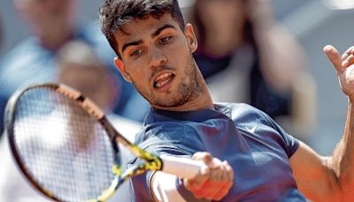 Tenis: Alcaraz tiene un debut brillante en Roland Garros