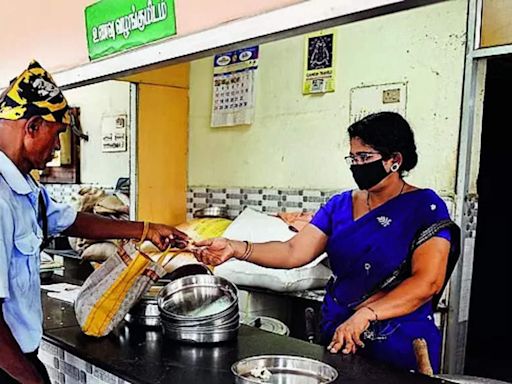 AIADMK accuses DMK of closing 19 Amma canteens and reducing quality | Chennai News - Times of India