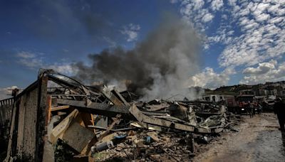 Muere un miembro de Hezbolá en un bombardeo de un dron de Israel contra un vehículo en Líbano