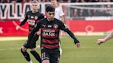 En Dinamarca se burlan del Milan por no fichar a Darío Osorio - La Tercera