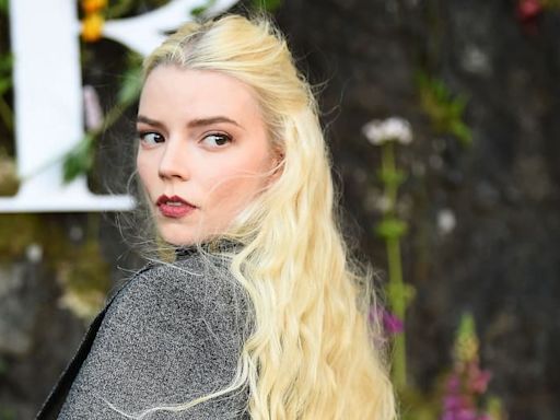 En fotos: del llamativo look con portaligas de Anya Taylor-Joy al día de golf de Rob Lowe y Chris Pratt