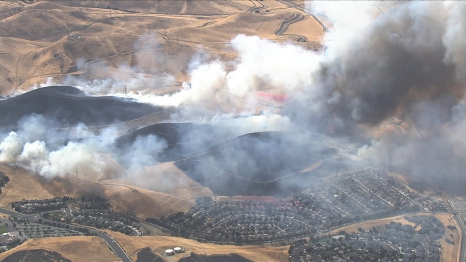 Forward progress stopped in brush fire affecting homes in Concord, Bay Point: CAL FIRE