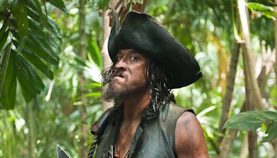 Pirates of the Caribbean Actor Tamayo Perry Dead at 49 After Shark Attack in Hawaii - E! Online