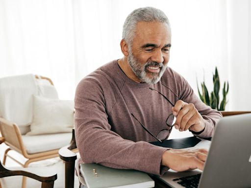 If You Earn $200,000 a Year in Your 50s, Follow These Budgeting Tips