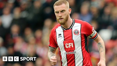 Oli McBurnie: Las Palmas sign former Sheffield United striker