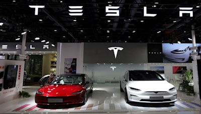 Tesla deliveries set to fall for second straight quarter