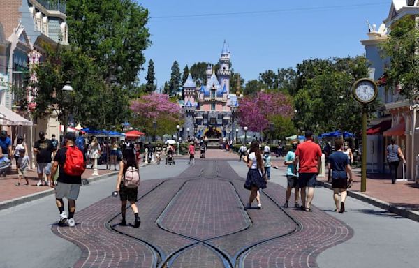 $50/day: California's Disneyland offers tickets discounts all summer