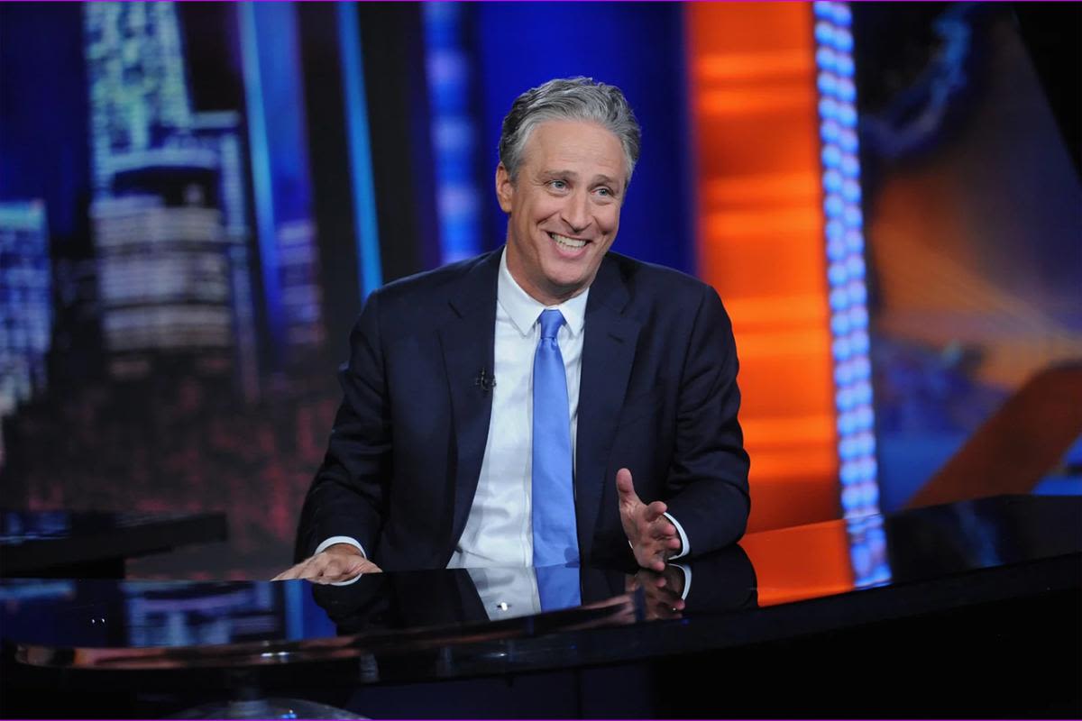 Jon Stewart back at ‘The Daily Show’ two nights earlier than planned