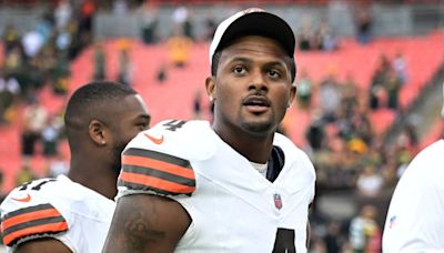 Browns' Watson Announces Death of Father