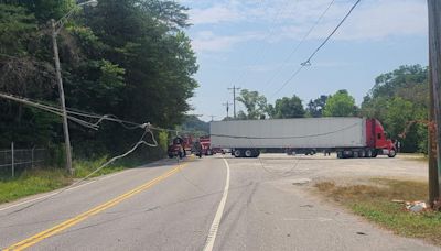 RTPD: Hwy 116 lanes closed after tractor-trailer crashes into power lines