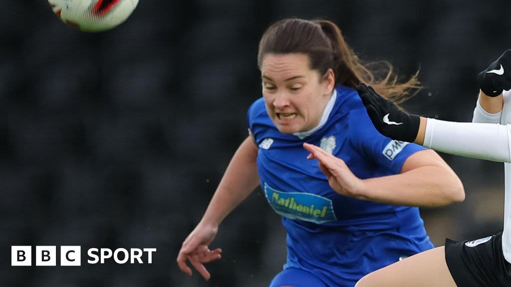 Siobhan Walsh: Cardiff City Women captain retires