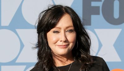 Shannen Doherty honored by former 'Beverly Hills, 90210' and 'Charmed' co-stars