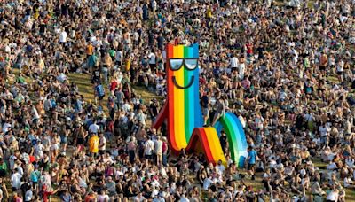 How many people will attend Glastonbury festival 2024?