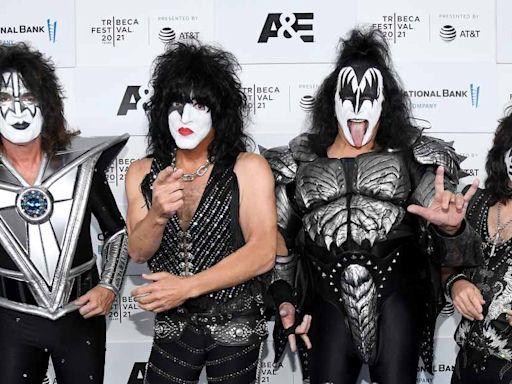 Gene Simmons Regrets Not Doing More to Help His KISS Bandmates With Substance Abuse Issues