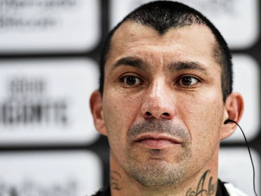 DT de Vasco da Gama aclara de qué dependerá que Gary Medel vuelva a jugar