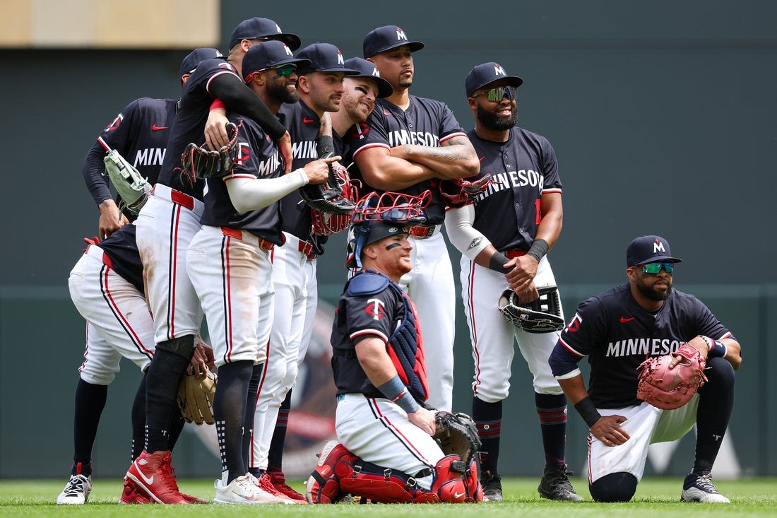 Deadspin | Twins aim to carry momentum into opener vs. Astros