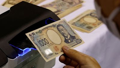 Japan repeats verbal warning to yen bears, BOJ keeps dovish tone