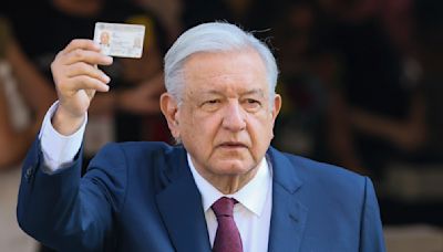 Mexico's president vows to press ahead with changes to Constitution despite market nervousness